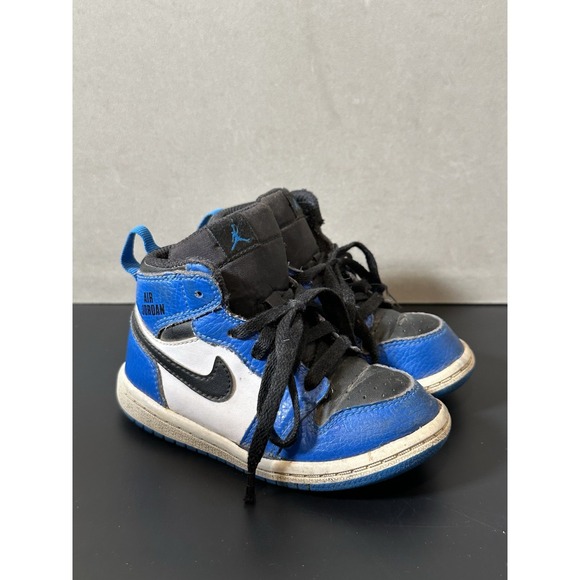 Jordan Other - Kids Air Jordan Retro 1 Size 7 C